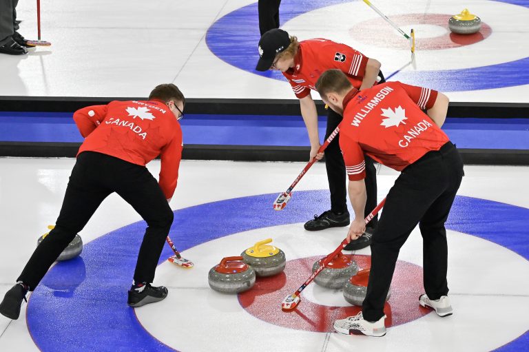 Curling Canada Canada In Playoff Hunt At Fisu