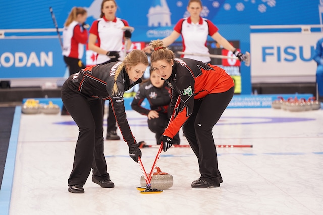 Curling Canada | Canadian Teams Battle To Stay In Touch With Leaders At ...